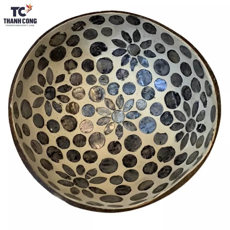 TC2043 Buy Lacquered Coconut Bowl Decoration Vietnam